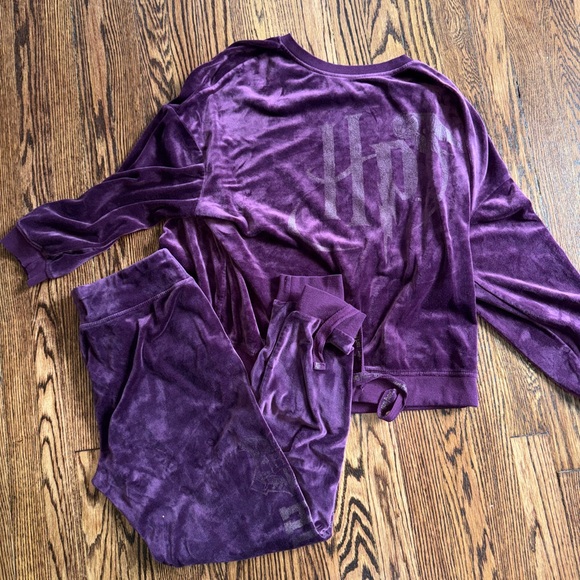 Purple velvet Harry Potter sweatshirt and joggers tracksuit - Picture 1 of 7